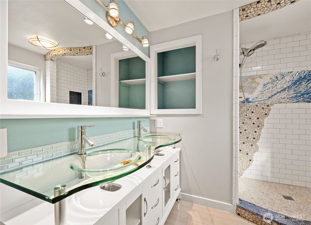 21 Conley Drive, Camano Island, WA 98282