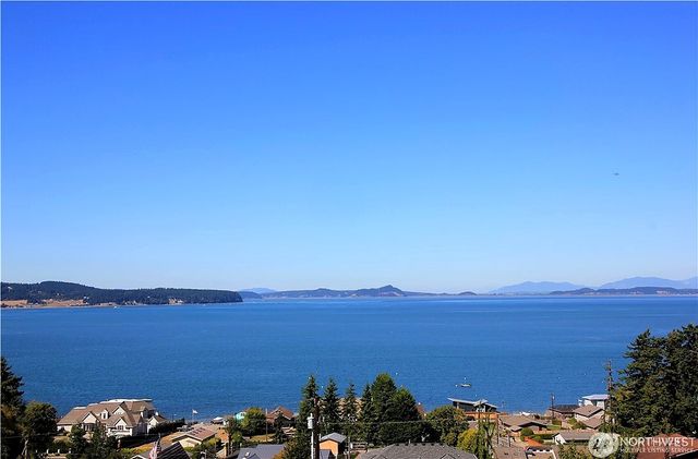 21 Conley Drive, Camano Island, WA 98282