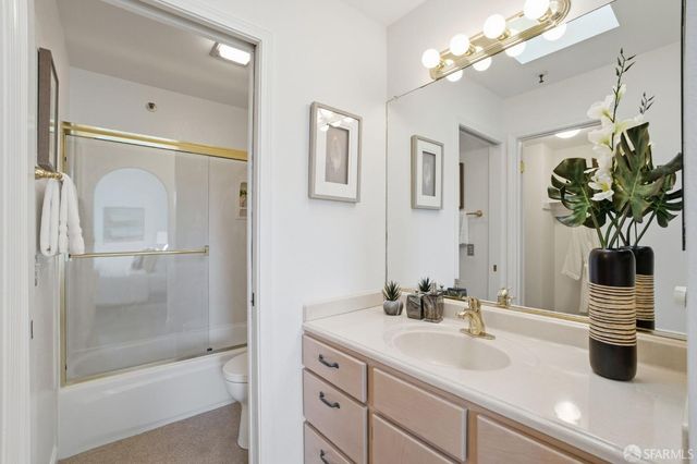 1960 Hayes Street 8, San Francisco, CA 94117