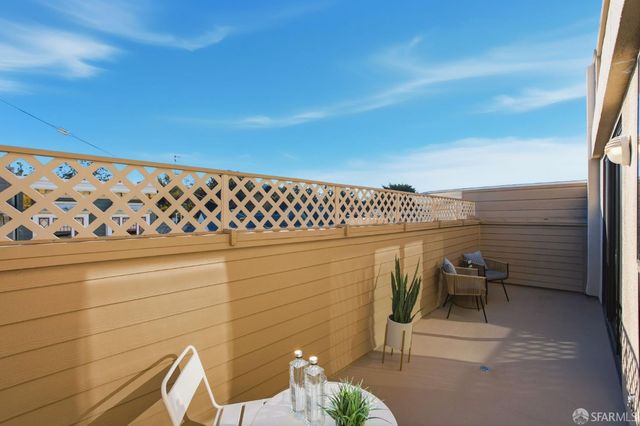 1960 Hayes Street 8, San Francisco, CA 94117