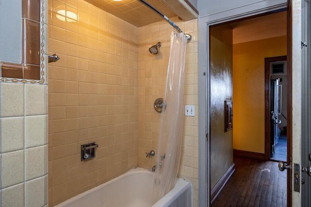 1827 N ALVIN STREET, Appleton, WI 54911