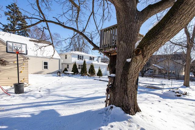 1827 N ALVIN STREET, Appleton, WI 54911