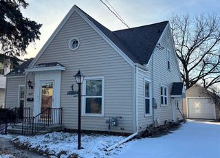 1827 N ALVIN STREET, Appleton, WI 54911