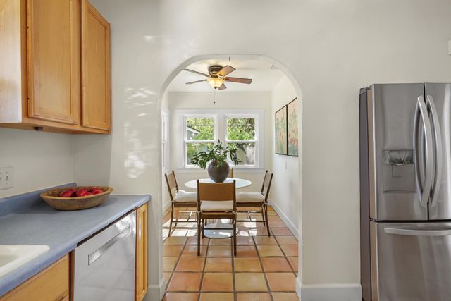 1812 Larkin Way, Sacramento, CA 95818