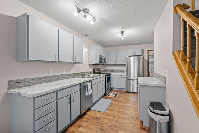 3568 131st Lane NW 13, Coon Rapids, MN 55448