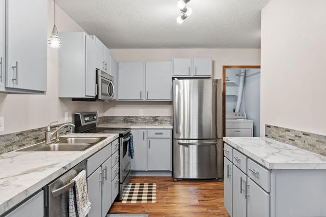 3568 131st Lane NW 13, Coon Rapids, MN 55448