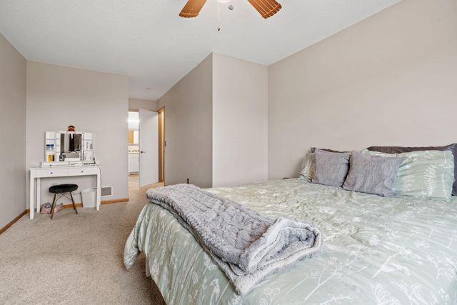 3568 131st Lane NW 13, Coon Rapids, MN 55448