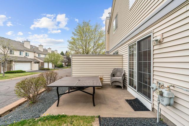 3568 131st Lane NW 13, Coon Rapids, MN 55448