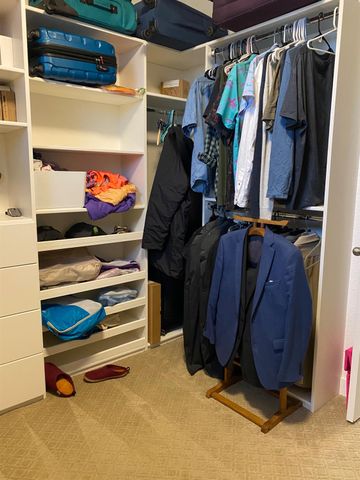 9515 Mainline Dr, Elk Grove, CA 95624