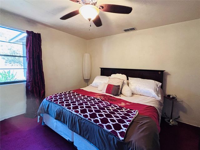 3137 NW 6TH STREET, Gainesville, FL 32609