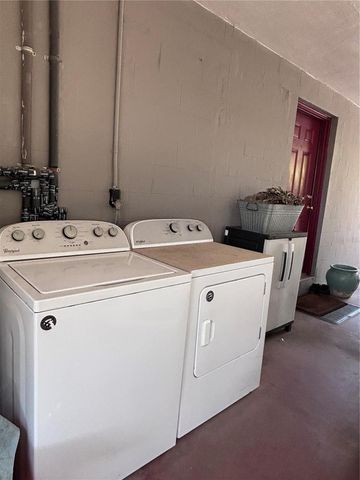 3137 NW 6TH STREET, Gainesville, FL 32609