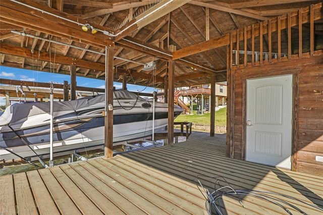 674 Dove Island, Livingston, TX 77351