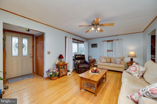 513 FRONTIER AVE, Reading, PA 19601