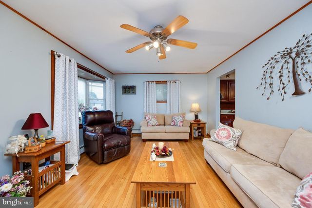 513 FRONTIER AVE, Reading, PA 19601