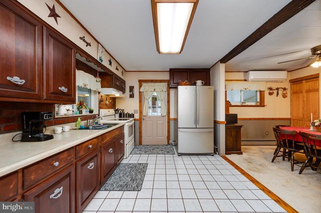 513 FRONTIER AVE, Reading, PA 19601