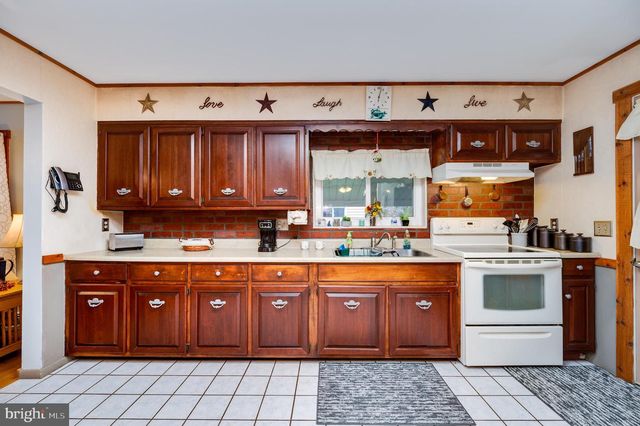 513 FRONTIER AVE, Reading, PA 19601