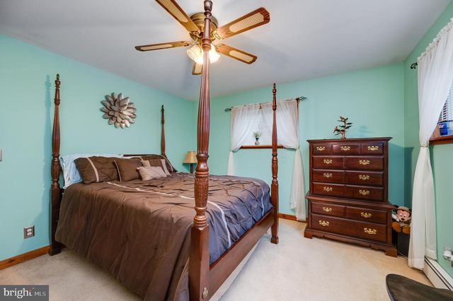 513 FRONTIER AVE, Reading, PA 19601