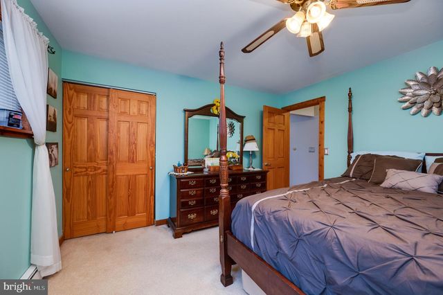 513 FRONTIER AVE, Reading, PA 19601