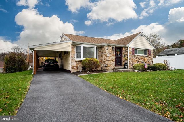 513 FRONTIER AVE, Reading, PA 19601