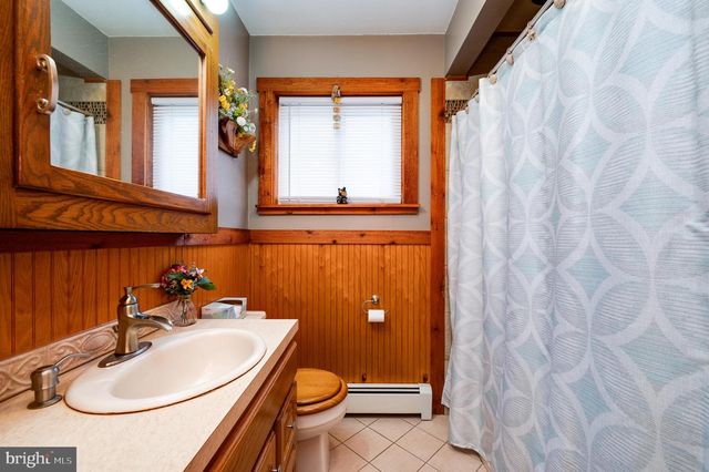 513 FRONTIER AVE, Reading, PA 19601