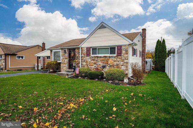 513 FRONTIER AVE, Reading, PA 19601