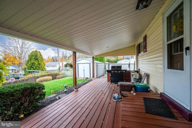 513 FRONTIER AVE, Reading, PA 19601