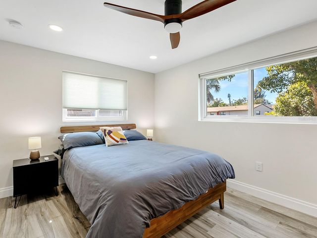 5354 KNOLLWOOD PLACE, Sarasota, FL 34232