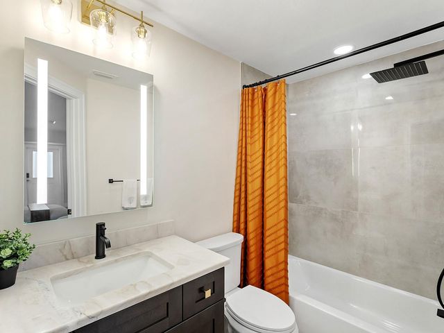 5354 KNOLLWOOD PLACE, Sarasota, FL 34232