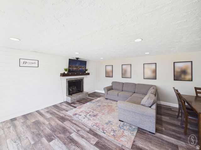 215 W 700 N, Clearfield, UT 84015
