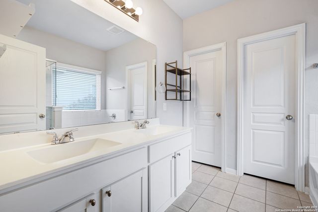 11523 Verdis Valley, San Antonio, TX 78245