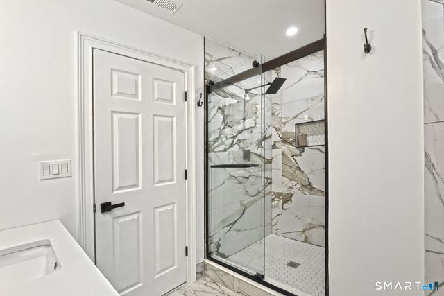 3 Still Road, Oxford, CT 06478