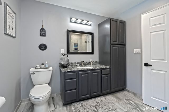 3 Still Road, Oxford, CT 06478