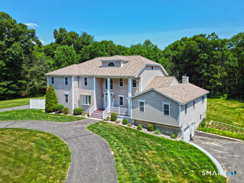 3 Still Road, Oxford, CT 06478