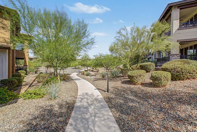 5100 E RANCHO PALOMA Drive 2052, Cave Creek, AZ 85331