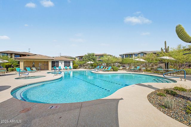 5100 E RANCHO PALOMA Drive 2052, Cave Creek, AZ 85331