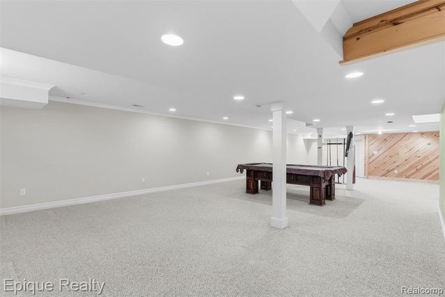 1409 Meadow Green Lane, Linden, MI 48451