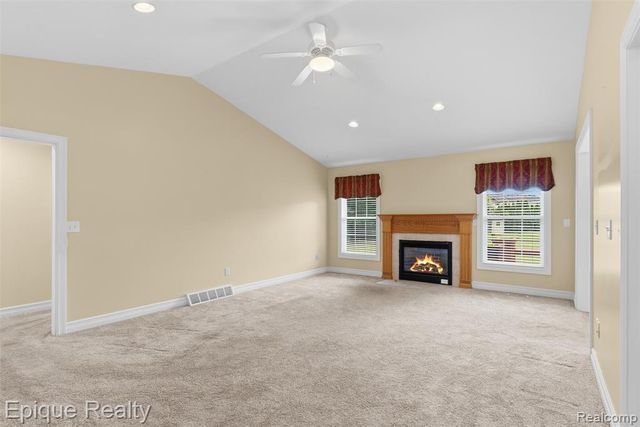 1409 Meadow Green Lane, Linden, MI 48451