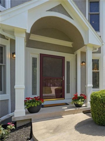 8006 W 122nd Terrace, Overland Park, KS 66213