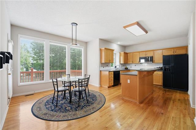 8006 W 122nd Terrace, Overland Park, KS 66213