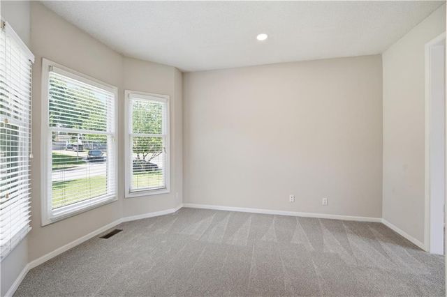 8006 W 122nd Terrace, Overland Park, KS 66213