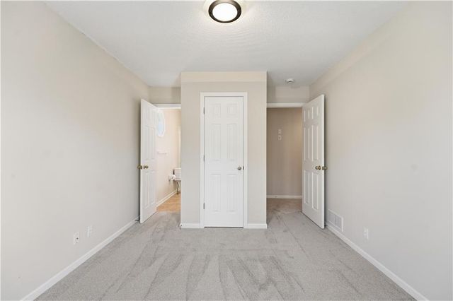 8006 W 122nd Terrace, Overland Park, KS 66213