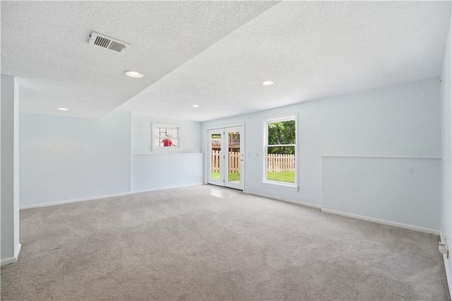 8006 W 122nd Terrace, Overland Park, KS 66213