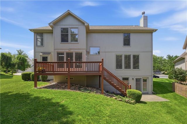 8006 W 122nd Terrace, Overland Park, KS 66213
