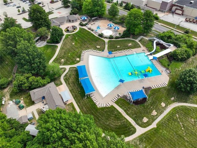 8006 W 122nd Terrace, Overland Park, KS 66213
