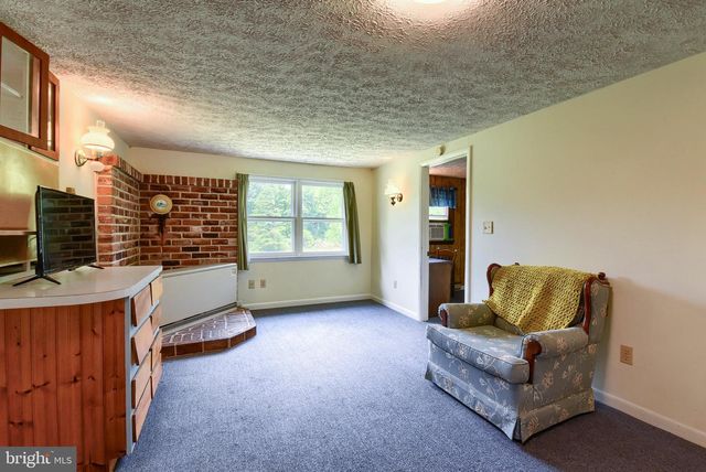 433 PLAINVIEW RD, Gettysburg, PA 17325