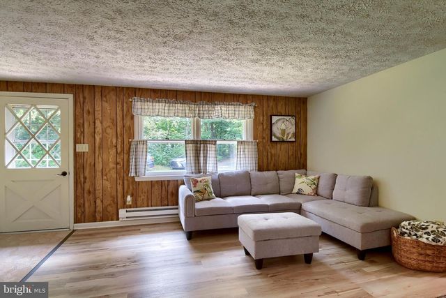 433 PLAINVIEW RD, Gettysburg, PA 17325