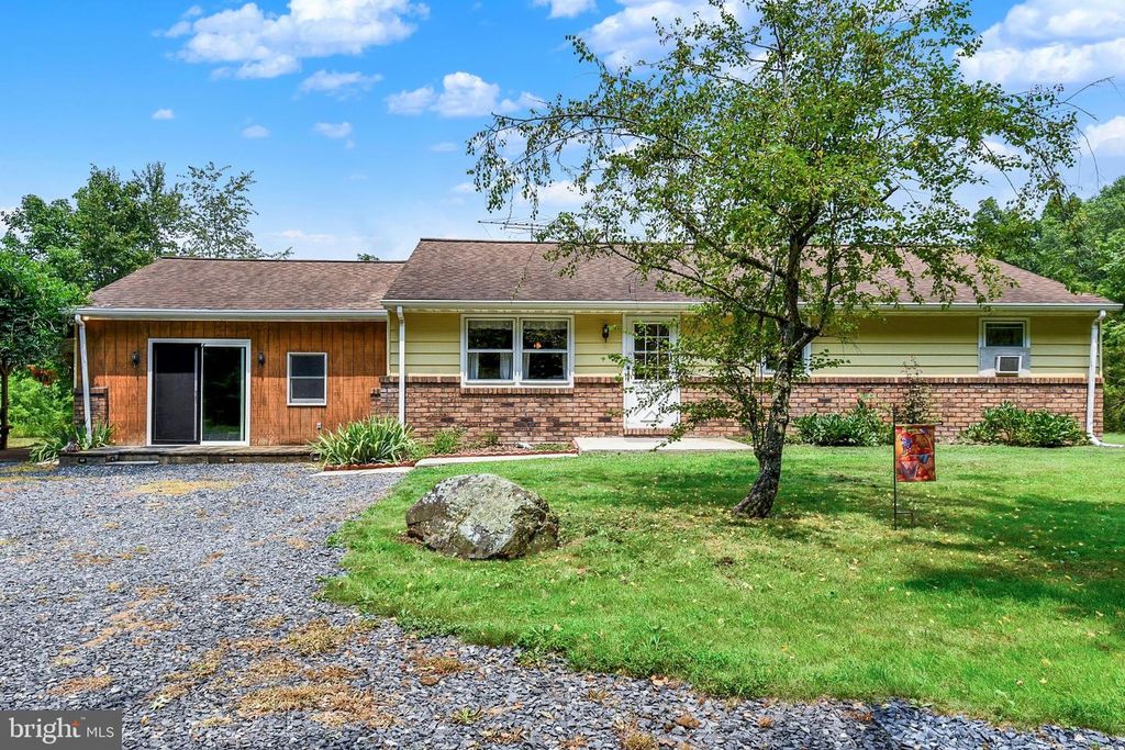 433 PLAINVIEW RD, Gettysburg, PA 17325