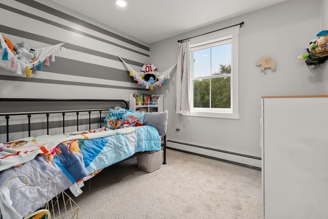 33 Putnam Hill Rd, Sutton, MA 01590