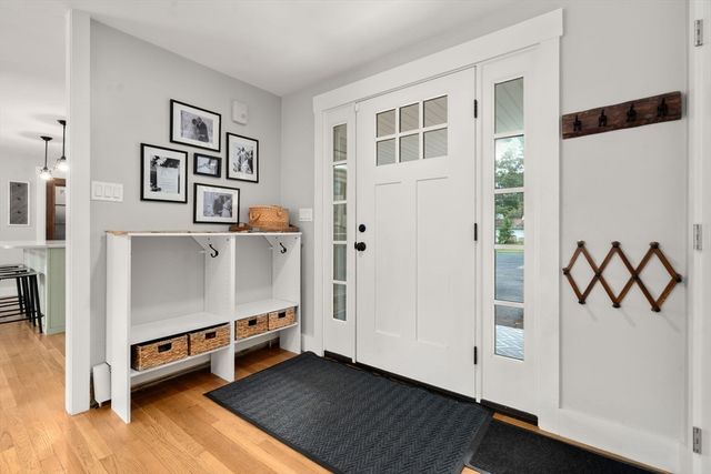 33 Putnam Hill Rd, Sutton, MA 01590