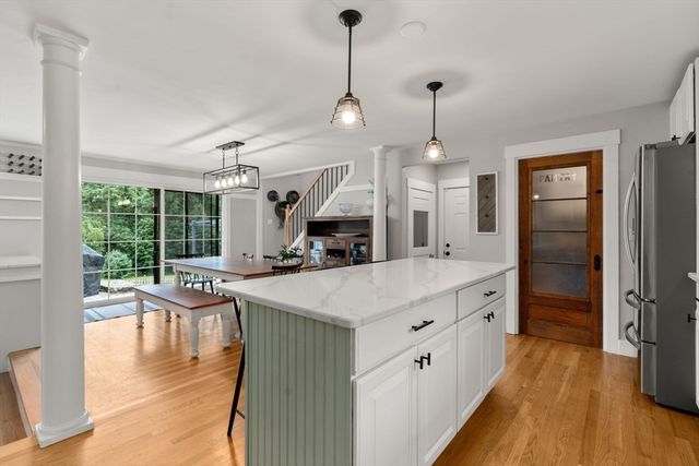 33 Putnam Hill Rd, Sutton, MA 01590
